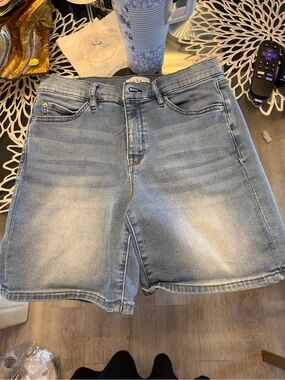 Nicole Miller Light Blue Denim Jean Shorts